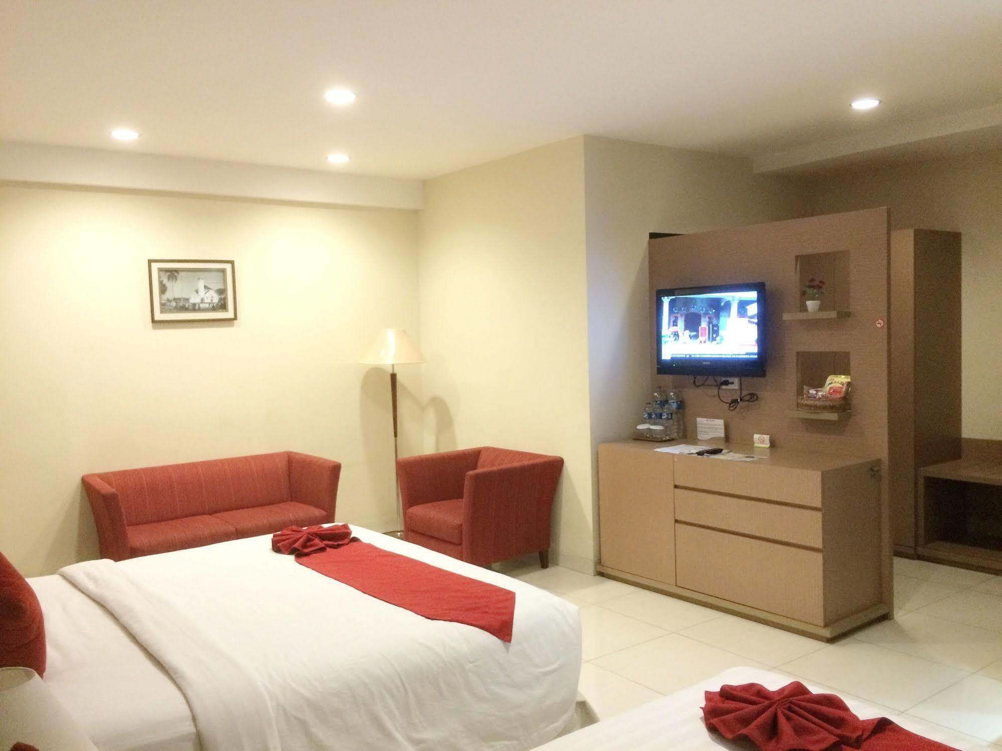 בנדונג Collection O Pasteur Near Paris Van Java Mall Formerly Sweet Karina מראה חיצוני תמונה